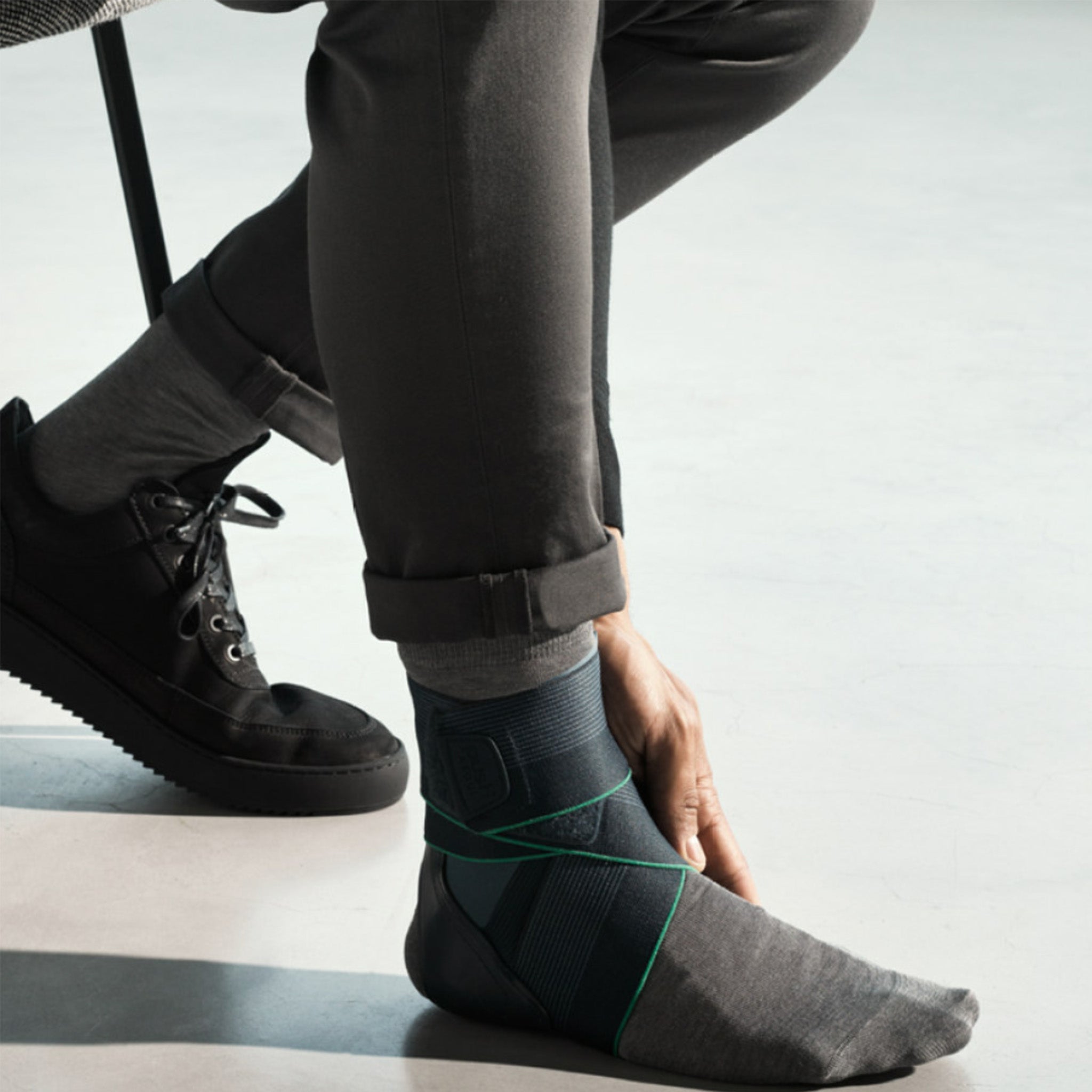 Fotledsstöd Aequi Flex för instabil fotled vid idrott och motion