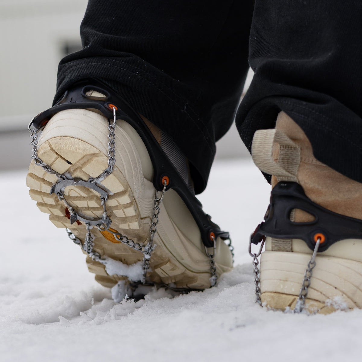 Broddar Ultra Grip med kraftiga ståldubbar för snö och is