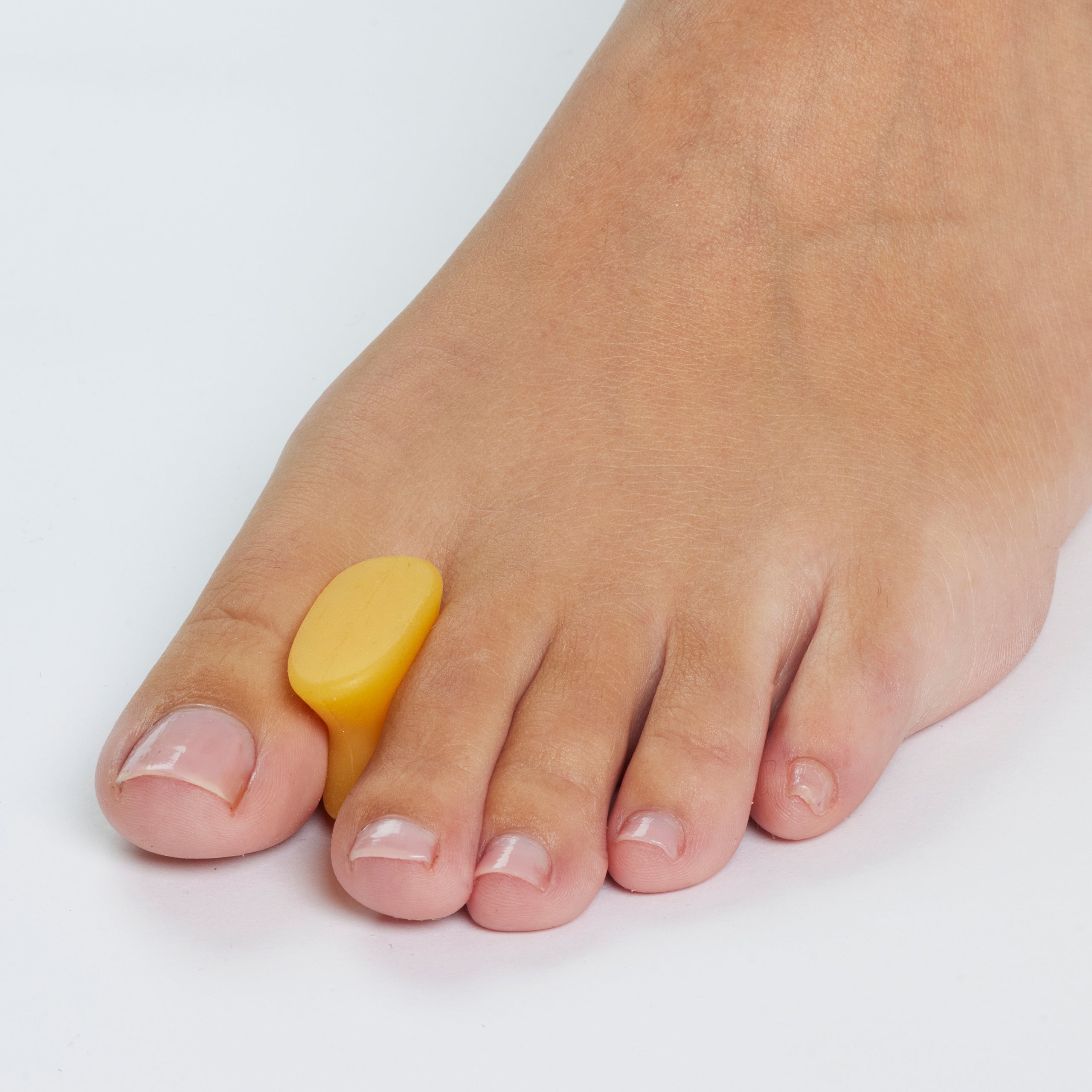 Gel toe separator for hallux valgus and crowded toes