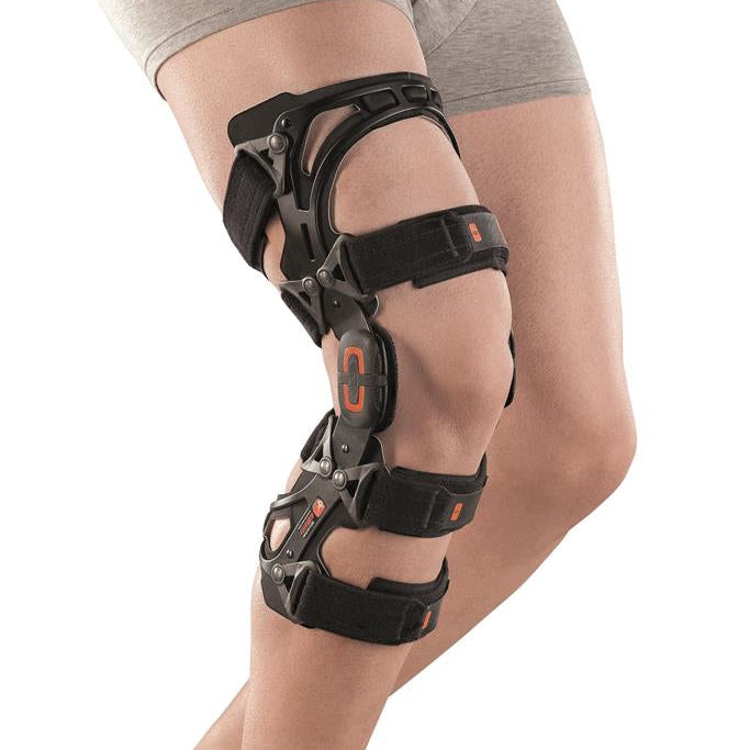 PP4 Knee Brace for Maximum Stability in Cruciate and Collateral Ligament Injuries